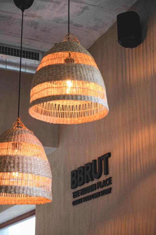 Couette-café Bbrut *